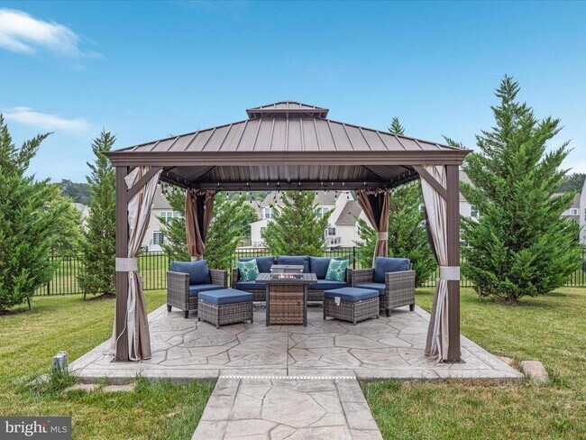 Building Photo - 6684 Muir Dr
