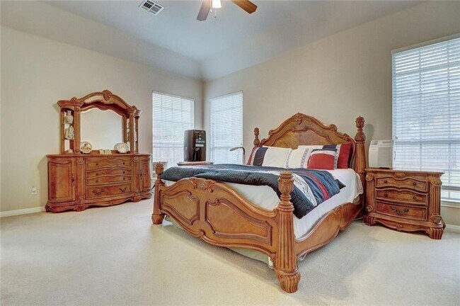 Building Photo - 10508 Canyon Vista Way