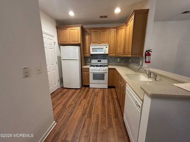 Building Photo - 315 Sophee Ln