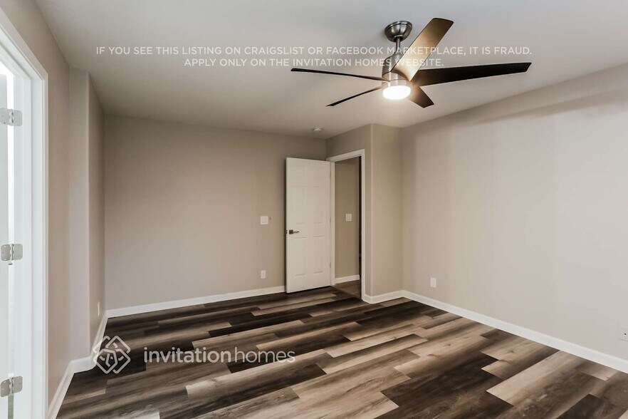 Building Photo - 2953 E Oakland Ct