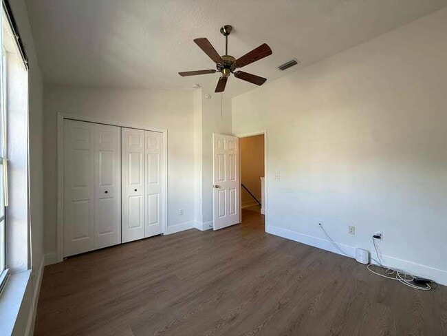 Building Photo - 2608 Chelsea Manor Blvd