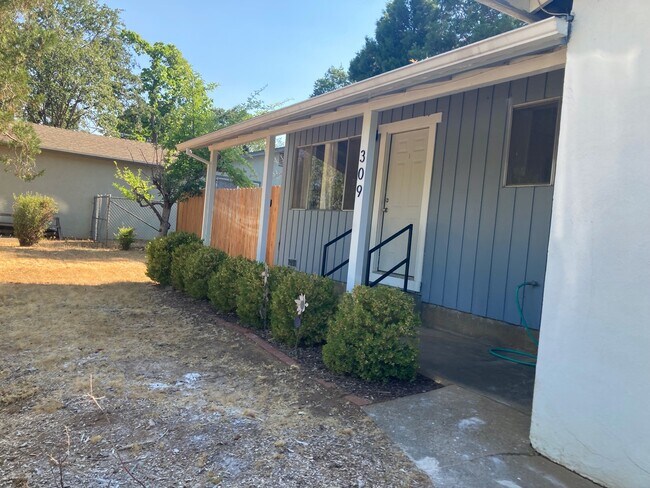 Primary Photo - 309 Glen Rd