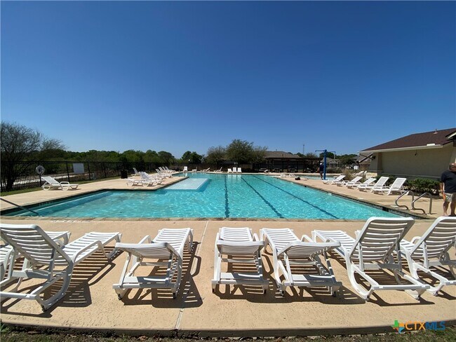 Building Photo - 2937 Post Oak Cir