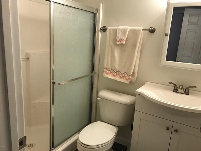 Building Photo - 10654 W Alabama Ave