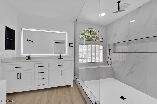 Building Photo - 5029 Tranquil Stream Ct