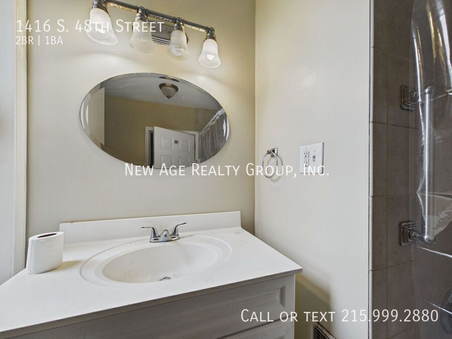 Building Photo - 1416 S 48th St