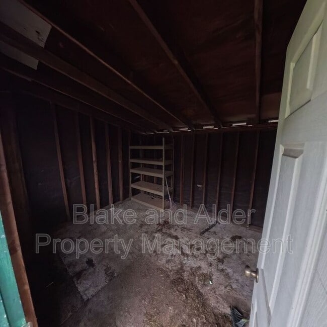 Building Photo - 720 Portland Ave