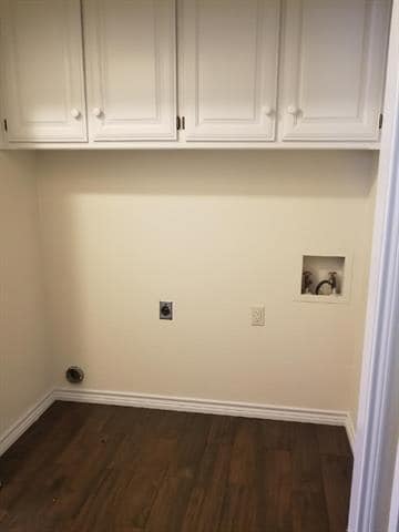 Building Photo - 7300 NE Loop 820