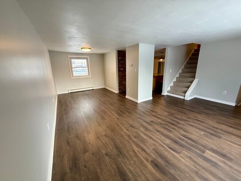 Building Photo - 5524 Taormina Dr