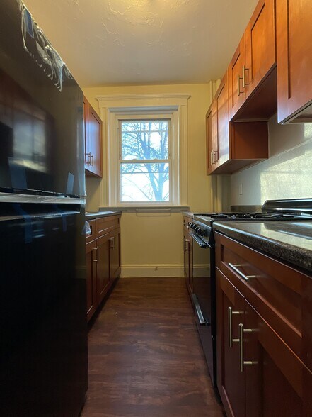 Primary Photo - 1192 Boylston St