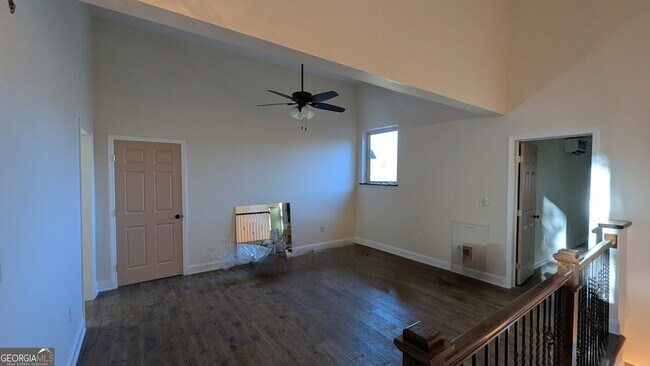 Building Photo - 1776 Old Country Pl