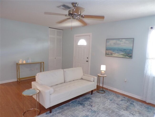 Building Photo - 22308 Laramore Ave