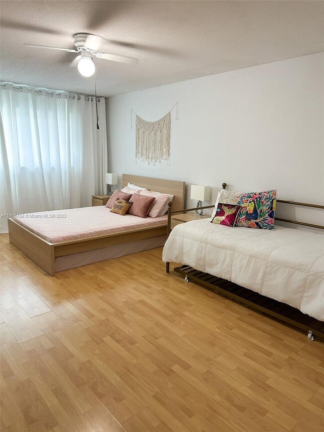 Building Photo - 1937 Sans Souci Blvd