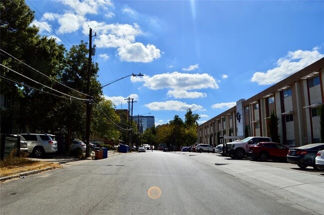Building Photo - 2813 Salado St