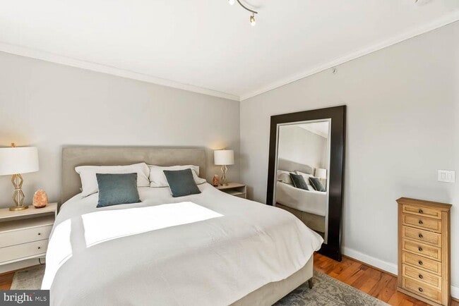 Building Photo - 1224 R St NW