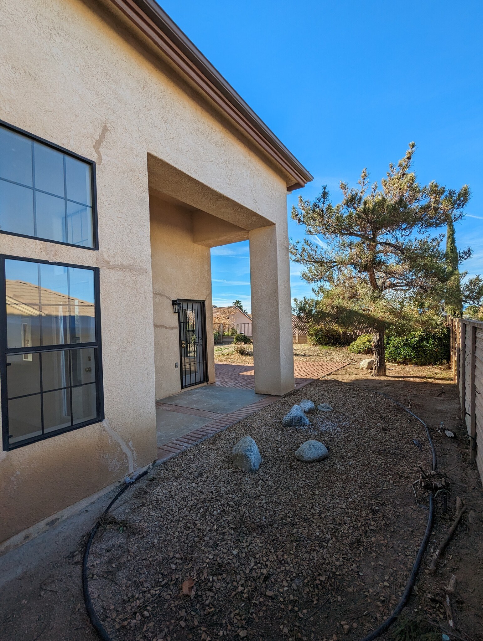 Building Photo - 42057 Parkmont Dr