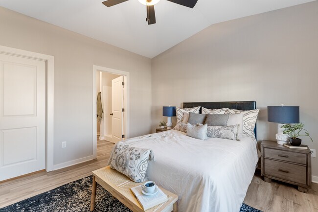 Building Photo - 12200 N Star St