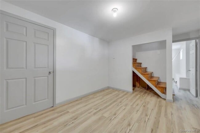 Building Photo - 32 Highland Dr