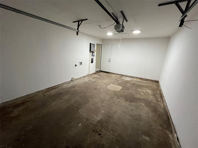 Building Photo - 9615 Oak Gate Ln