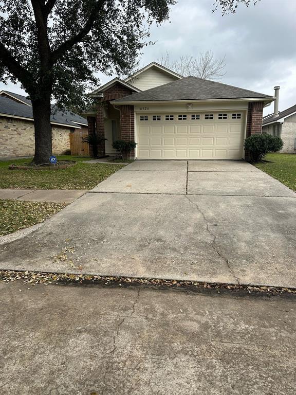 Primary Photo - 10326 Bushy Creek Dr