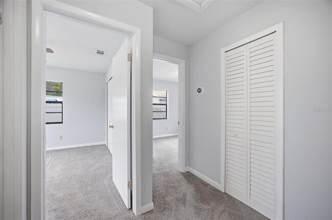 Building Photo - 5412 N 48th St