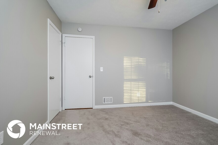 Building Photo - 4218 Falcon Crest Dr