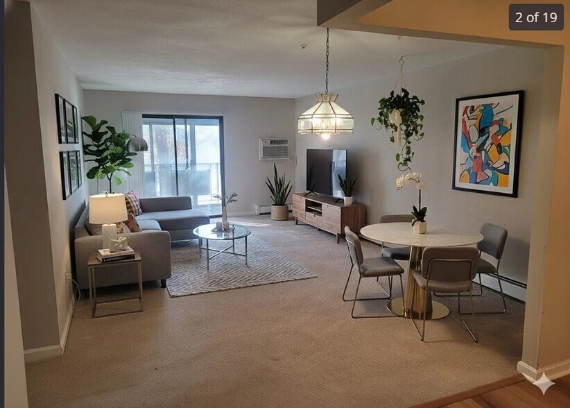 Building Photo - 595 Revere Beach Pky