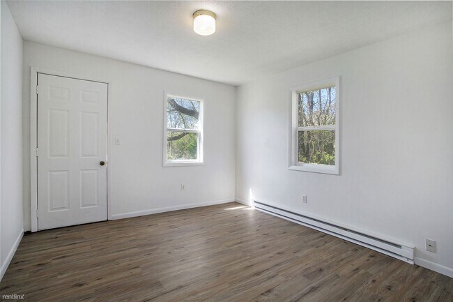 Building Photo - 2 br, 1 bath House - 62701 Red Arrow Hwy U...