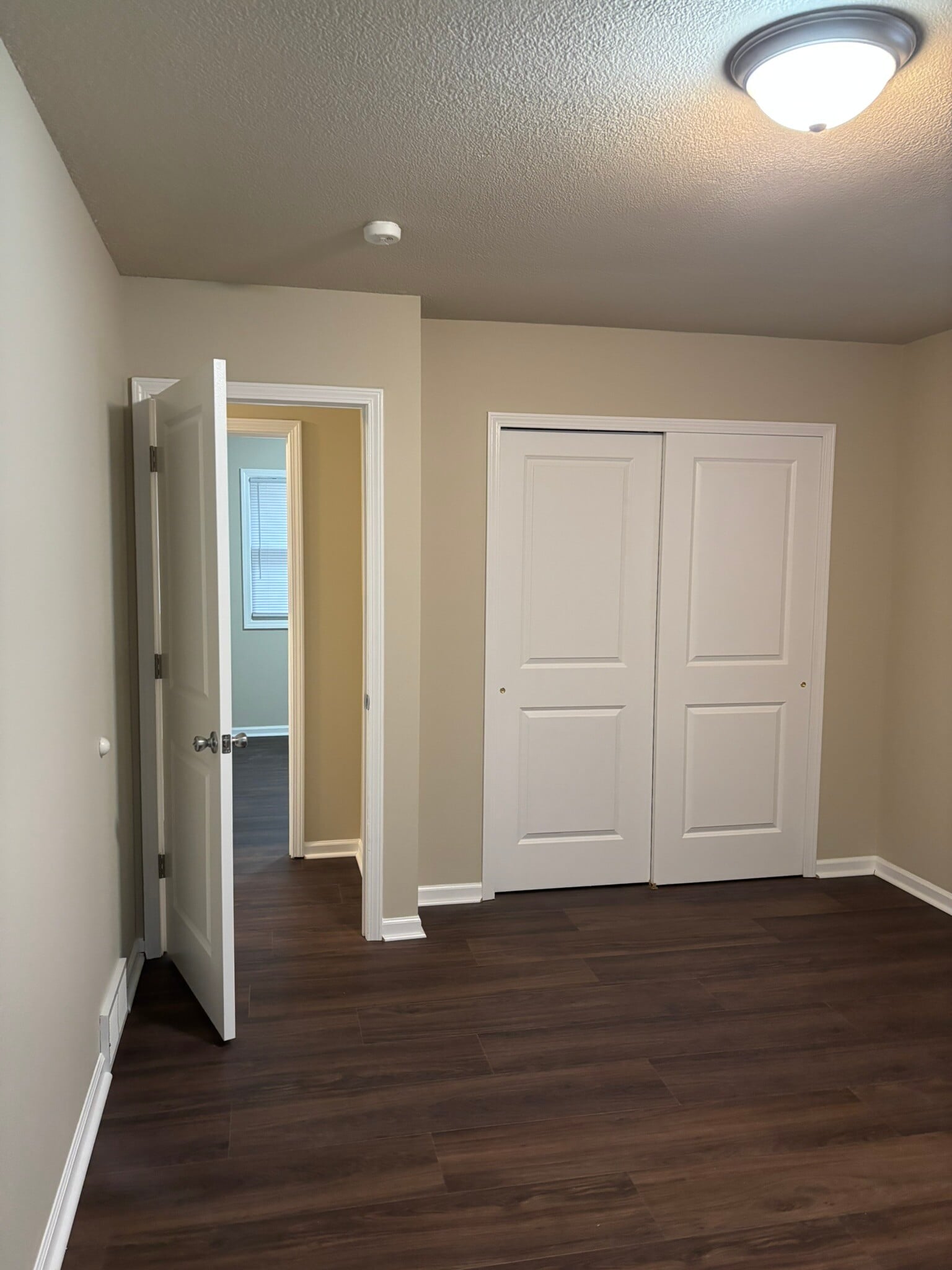 Building Photo - 8599 E H Ave