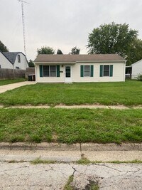 Building Photo - 1328 Bingham Dr