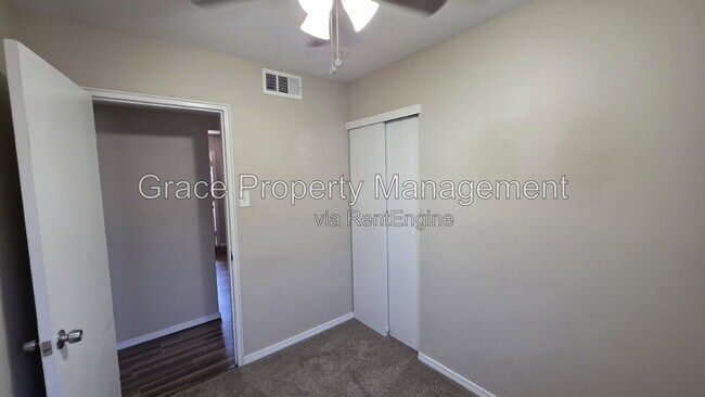 Building Photo - 7691 Leyden Ln