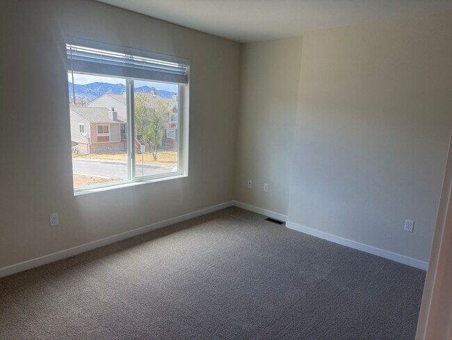 Building Photo - New Construction Townhome in University Park