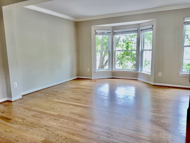 Building Photo - 44885 Grove Terrace