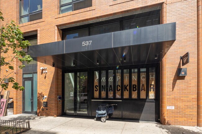 Entrance - Highline 537