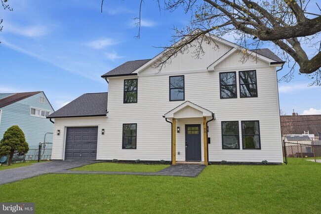 Building Photo - 20 Redbrook Ln