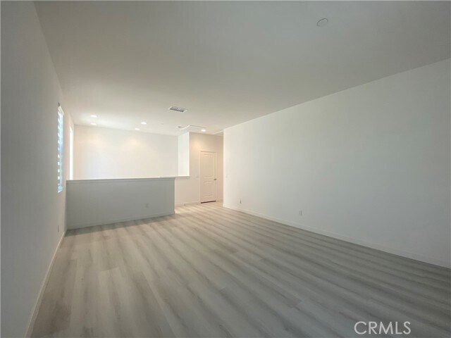 Building Photo - 2932 E Silver Sky Dr