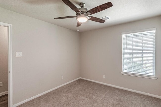 Building Photo - 4922 Blue Jacaranda Wy