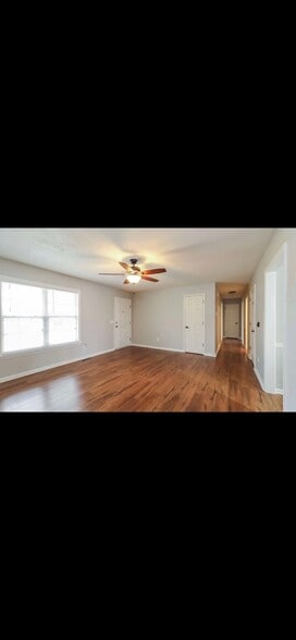 Building Photo - 5141 Windsbury Ridge Rd