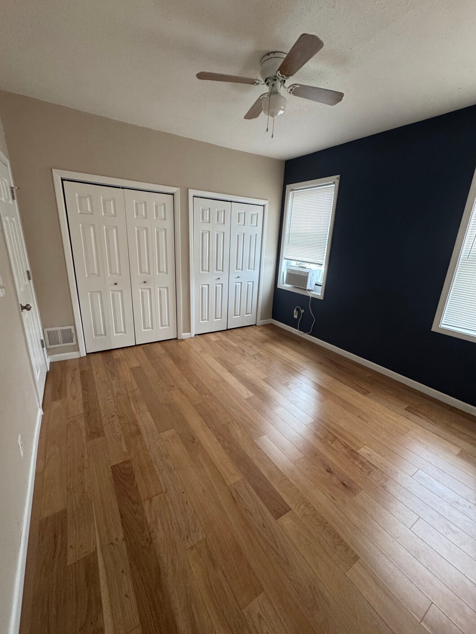 Building Photo - 1321 Virginia Ave