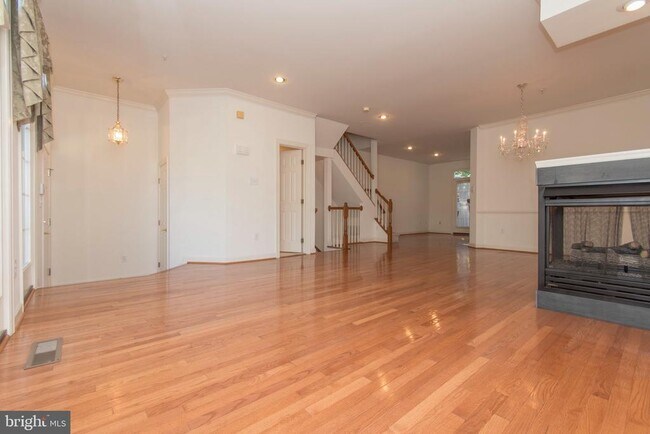 Building Photo - 22 Calabash Ct