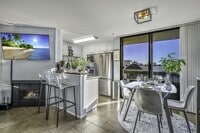 Building Photo - 7320 Hawthorn Ave