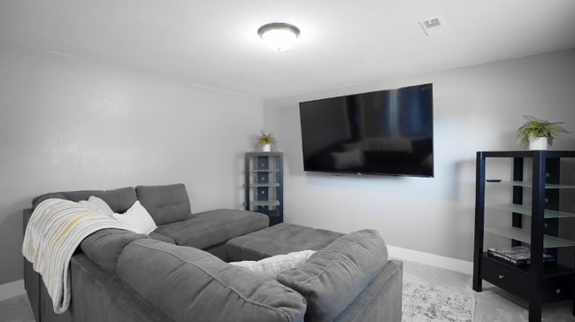 Building Photo - 7349 Colonial Dr