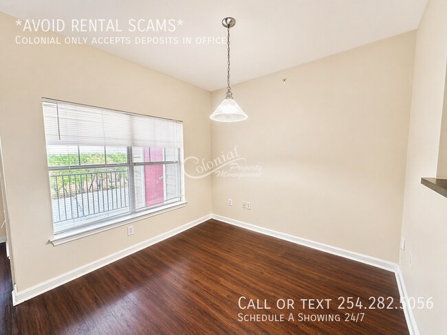 Building Photo - 2320 Gracy Farms Ln