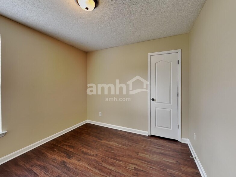 Building Photo - 5308 Mallard Grove Dr