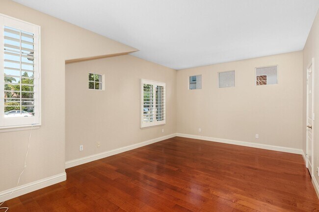 Building Photo - 6661 Curlew Terrace