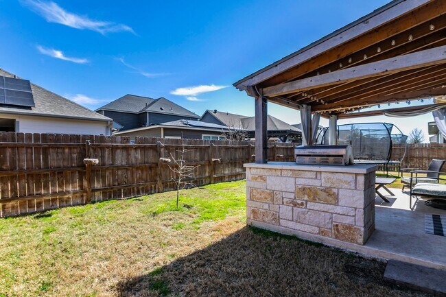 Building Photo - 4 BEDROOM, 3 BATH, BELTON ISD