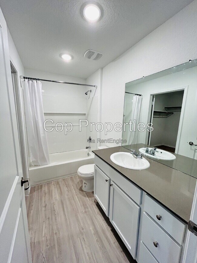 Building Photo - 1435 Riojas Rd