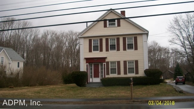 Building Photo - 2 br, 1.5 bath House - 234 Main St. #1