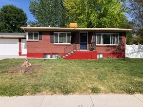 Building Photo - 451 S 200 E
