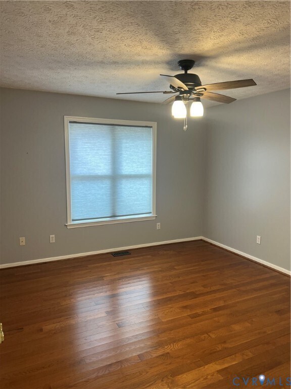 Building Photo - 12960 Moody Rd